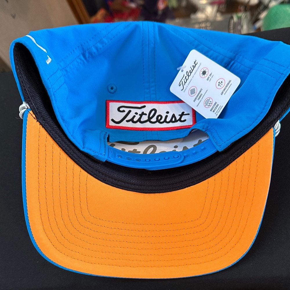 Titleist Bright Blue Tour Rope Golf Hat NWT🔥🔥⛳ - Picture 2 of 4
